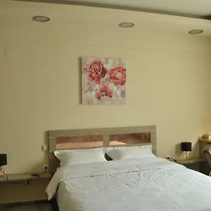  Διαμέρισμα Agias Sofias Street Luxurious Ελλάδα